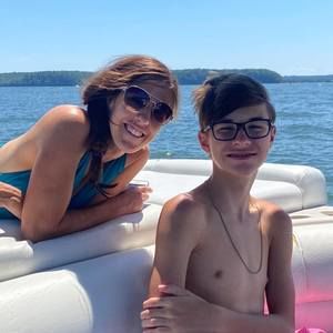 Meet your Posher, Brittany